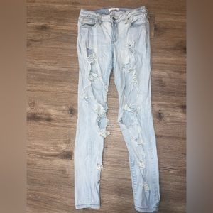 Distressed ripped Jeans